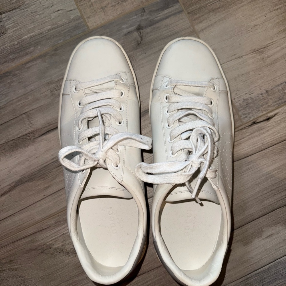 Gucci Women's Cream Sneakers